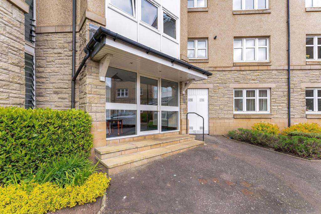 Modern 1Br Flat - Free Parking + Lift Appartement EDI Buitenkant foto